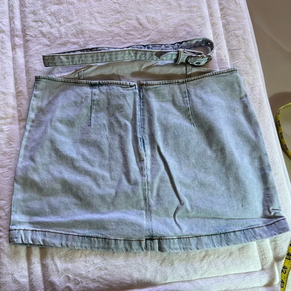 We wore what denim cut out mini skirt Light Denim Skirt Indigo Confort ($69) M
